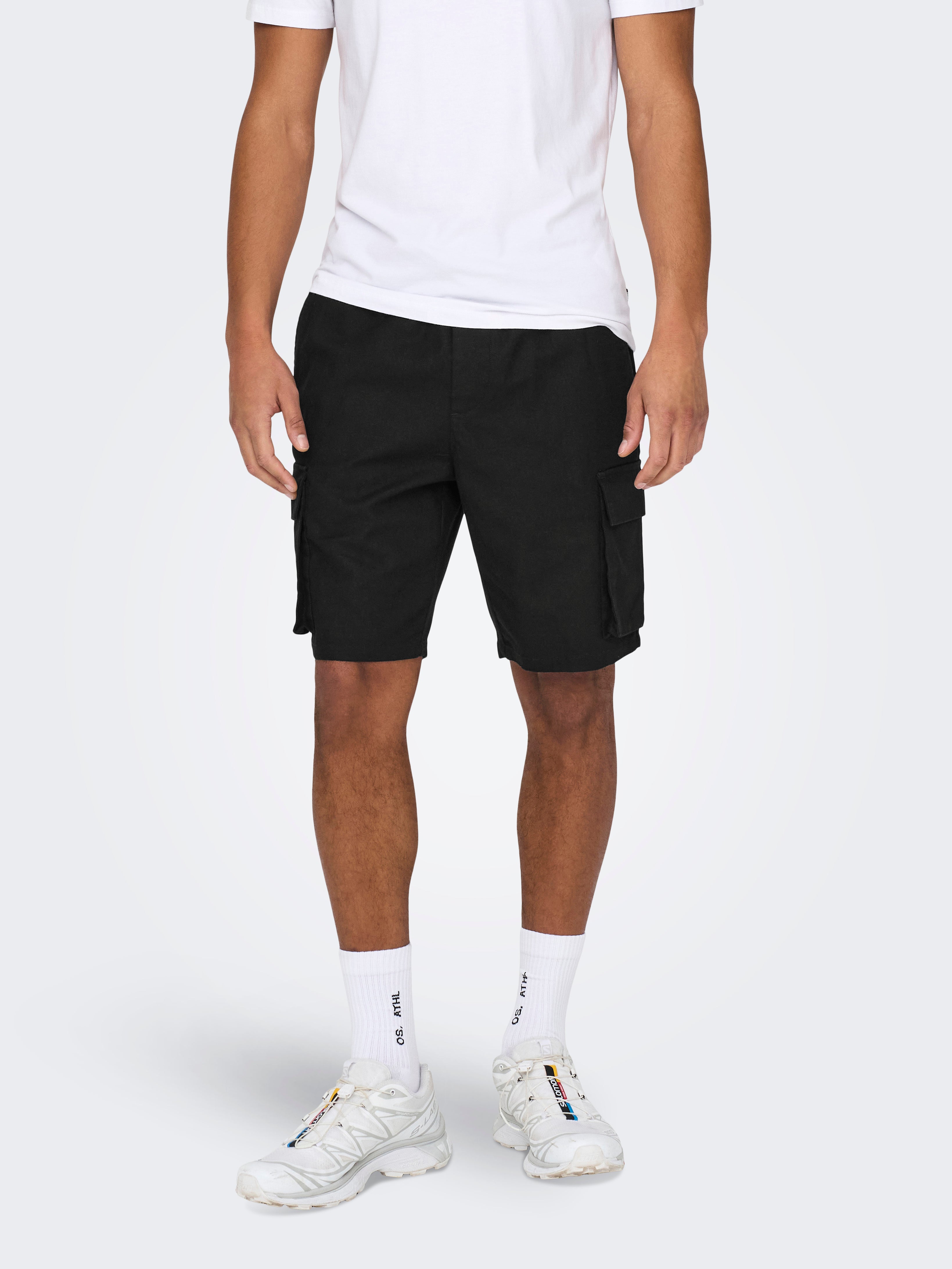 ONSSINUS Loose Fit Cargo Shorts | Black | ONLY & SONS®