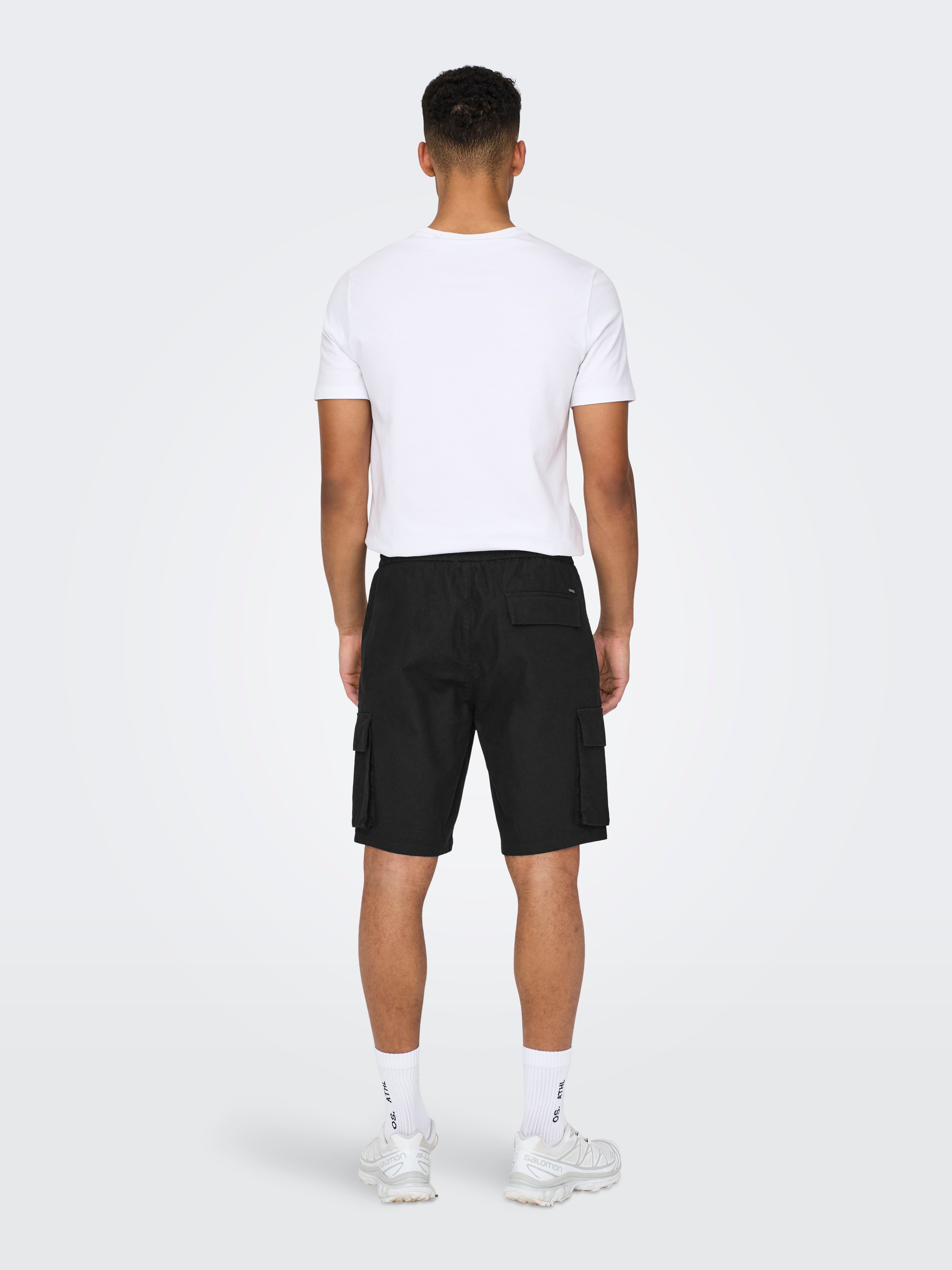 ONSSINUS Loose Fit Cargo Shorts | Black | ONLY & SONS®