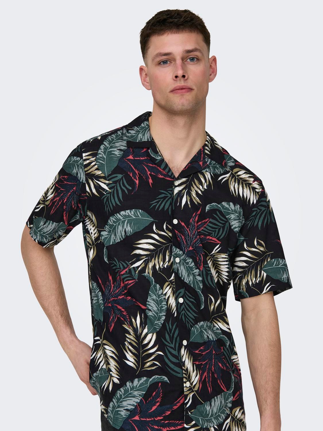 ONLY & SONS Regular Fit Resort collar Shirt -Black - 22028616