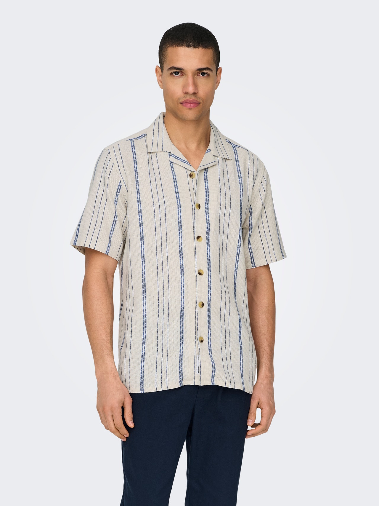 ONLY & SONS Shirt with short sleeves -Cloud Dancer - 22029099