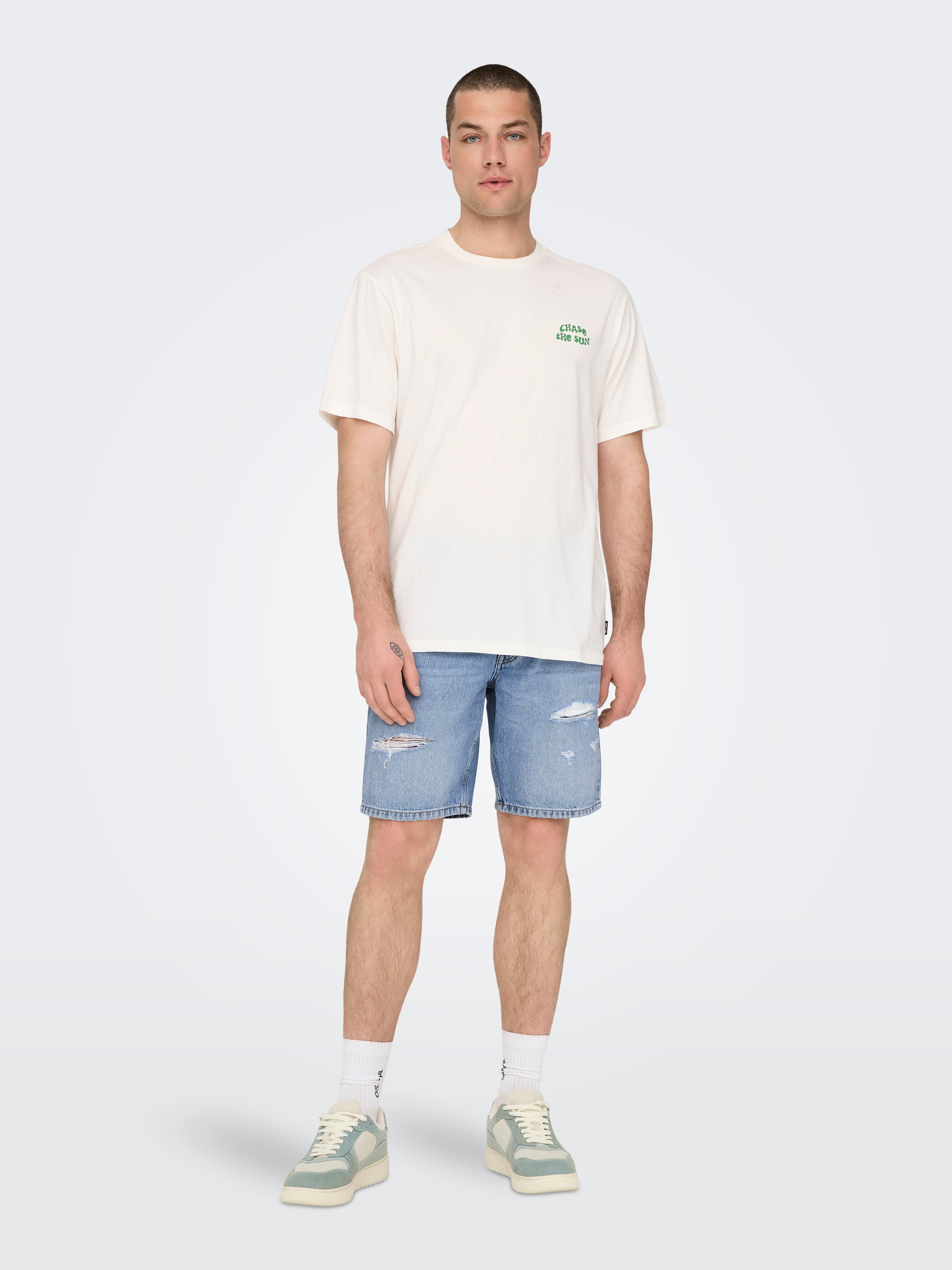 ONSEDGE Mittlere Taille Gerade geschnitten Shorts