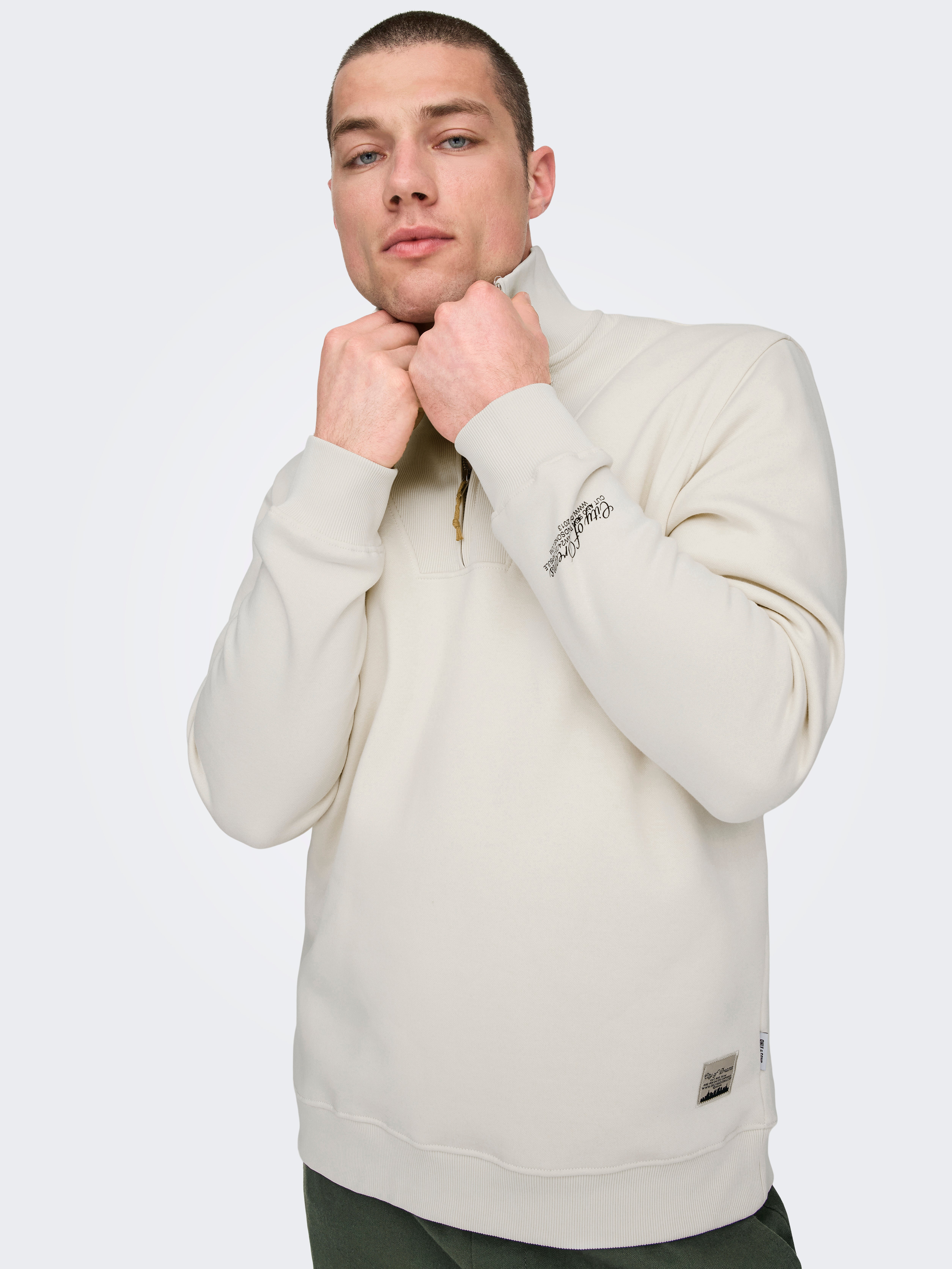 ONSRILEY Sweatshirt | Off White | ONLY & SONS®