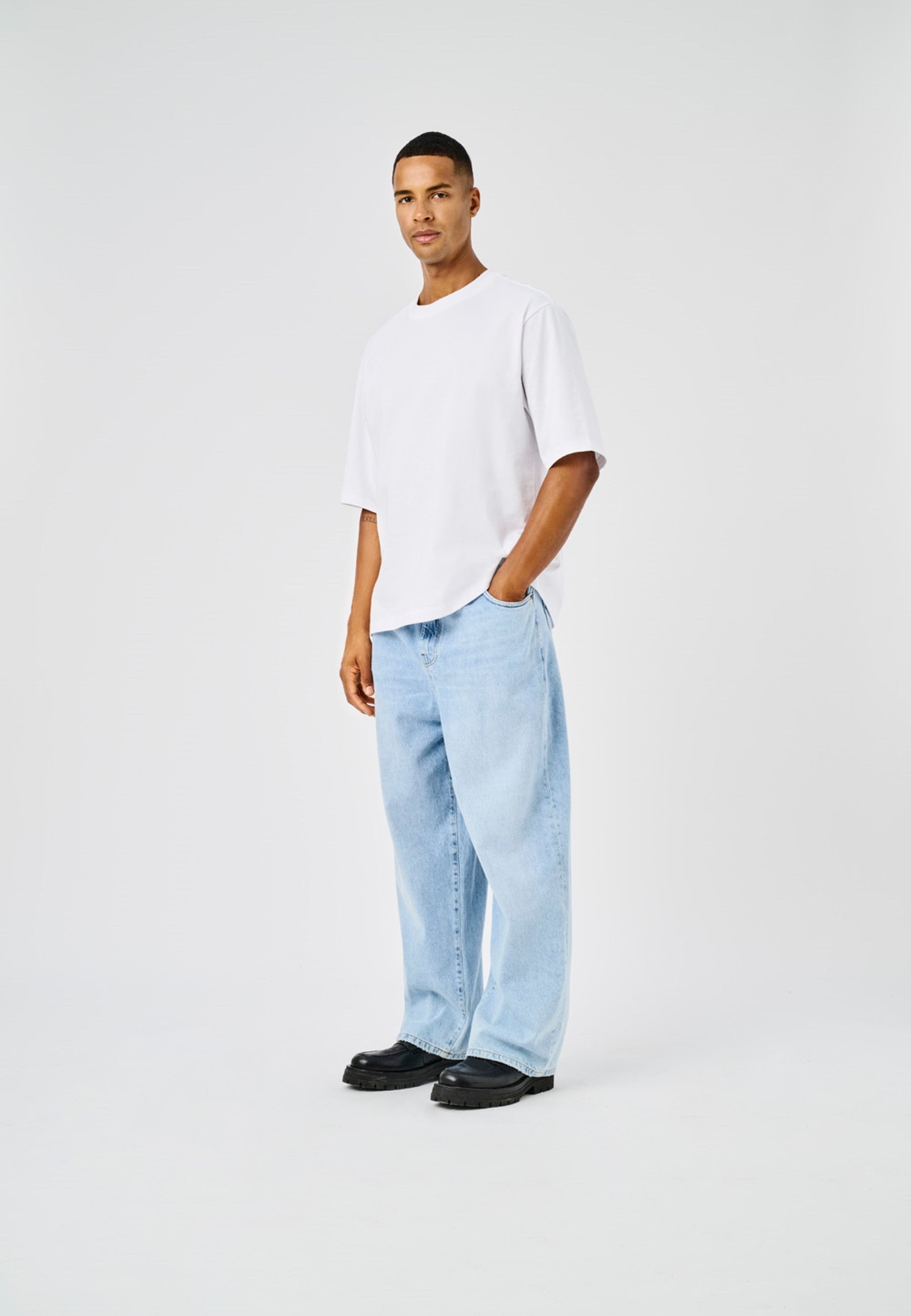 【YOURNUS】Victor Balloon Cargo Denim Baggy Balloon Jean